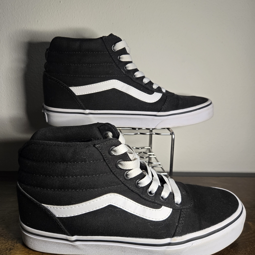 Vans Women's Sz8 SK-8 HI Black and White High-Top Sneakers VERY CLEAN Lace Up
